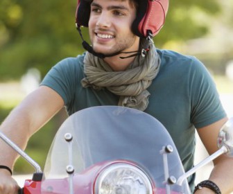 comment rester coiffer avec un casque